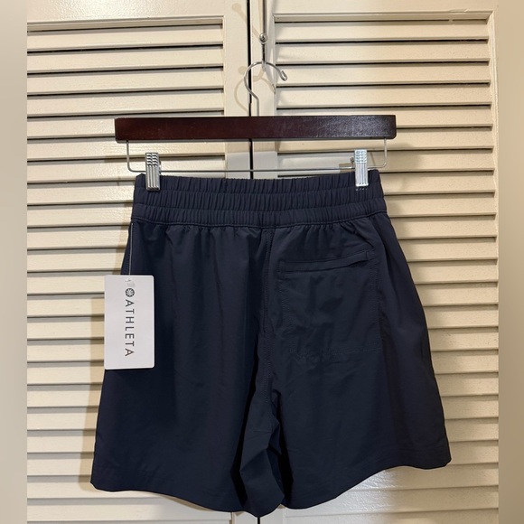 Athleta WAYFIND HIGH RISE 5" SHORT - Picture 7 of 11
